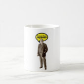 Sargent zegt "SQUINT!" Mok (Center)