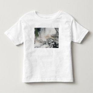 Sarychev Peak blaast door het Zee van Okhotsk Kinder Shirts