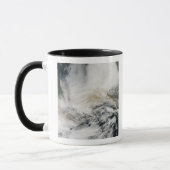 Sarychev Peak blaast door het Zee van Okhotsk Mok (Links)