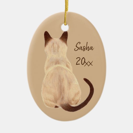 Sasha Siamese Cat Sitting Back Uitzicht Kat Aangep Keramisch Ornament (Voorkant)