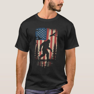 Sasquatch Amerikaanse vlag voor 4 juli Bigfoot T-shirt