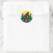 Sasquatch Believer | Sunset Bigfoot Ronde Sticker (Tas)