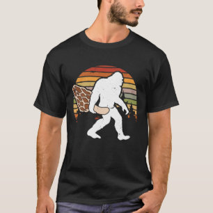 Sasquatch Bigfoot Morels Mycologie Mushroom Morel T-shirt