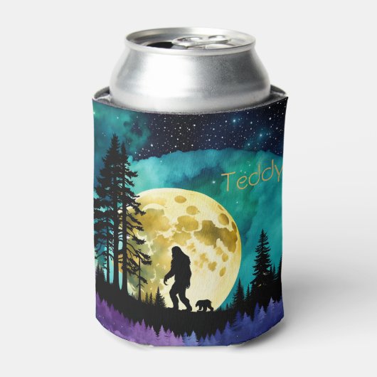 Sasquatch en Beer op de berg *personaliseren* Blikjeskoeler (Blikje Voorkant)