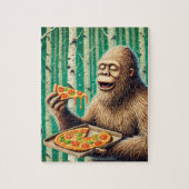 Sasquatch en de pizza in een berkenbos legpuzzel (Verticaal)