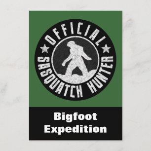 Sasquatch Hunter Funny Invitation to find Bigfoot Kaart