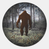 SASQUATCH IN BOSSEN RONDE STICKER (Voorkant)