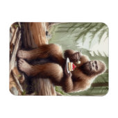 Sasquatch in mossy bos met een cheesecake magneet (Horizontaal)