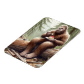 Sasquatch in mossy bos met een cheesecake magneet (Linkerzijde)