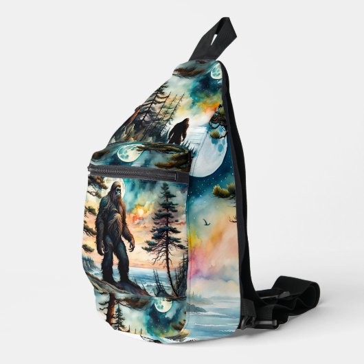Sasquatch op een boskam boven de oceaan sling bag (Rechterhoek)