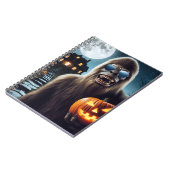 Sasquatch op Halloween Notitieboek (Linkerzijde)