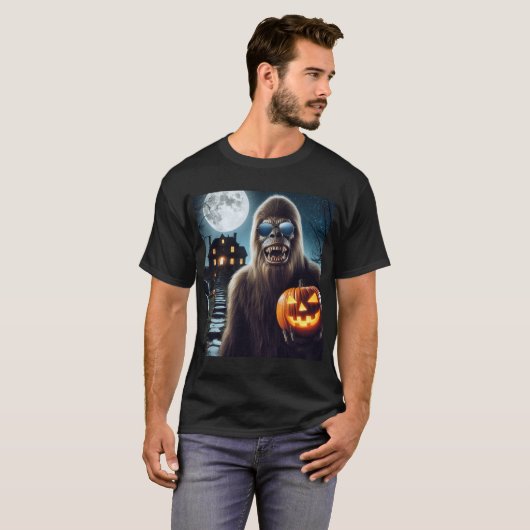 Sasquatch op Halloween T-shirt (Voorkant volledig)