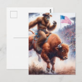 Sasquatch rijdt op een rodeo-stier fantasiekunst briefkaart (Voorkant / Achterkant)