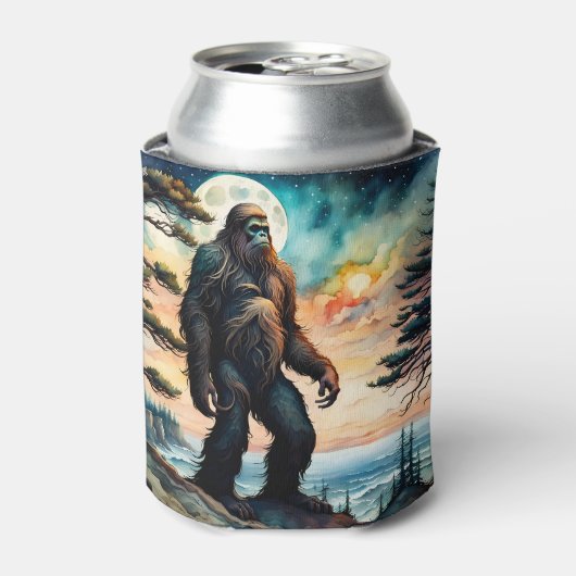 Sasquatch Staand op Ridge met uitzicht op de oceaa Blikjeskoeler (Blikje Voorkant)