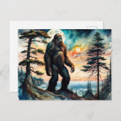 Sasquatch Staand op Ridge met uitzicht op de oceaa Briefkaart (Voorkant / Achterkant)