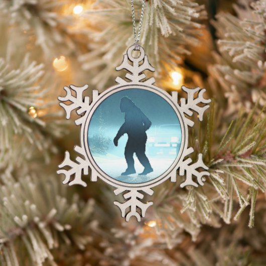 Sasquatch-teller Tin Sneeuwvlok Ornament (Boom)