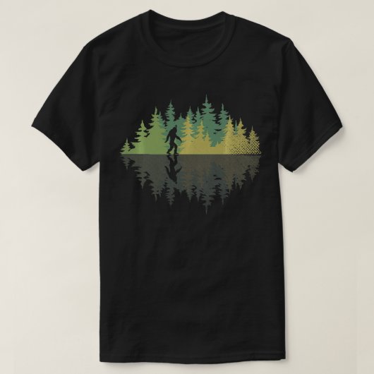 Sasquatch Yeti Spiegeling Bos Bomen Samenzwering T-shirt (Design voorkant)