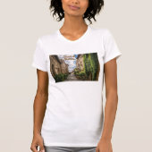 Sassi di Matera Italië Ivy Steps T-shirt (Voorkant)