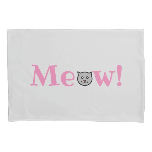 Sassy Cat Pillow Hoesje Kussensloop (Voorkant)
