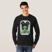 Sassy Lassie Cute Messy Bun St Patricks Day Irish T-shirt (Voorkant volledig)
