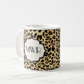 Sassy Leopard Print Monogramed Koffiemok (Voorkant links)