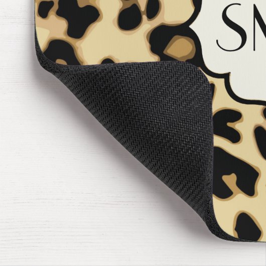Sassy Leopard Print Monogramed Muismat (Hoek)