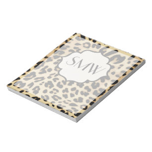 Sassy Leopard Print Monogramed Notitieblok