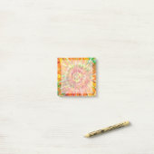 Sassy Multi-Colored Tie Dye Post-it® Notes (Op bureau)