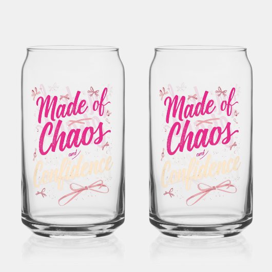 Sassy Pink Typography Chaos And Confidence Blikvorm Glas (Voorkant)