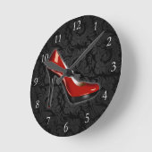 Sassy Red Shoe Ronde Klok (Hoek)
