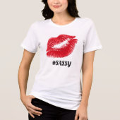 SASSY RODE LIPPEN Tri-Blend SHIRT (Voorkant)