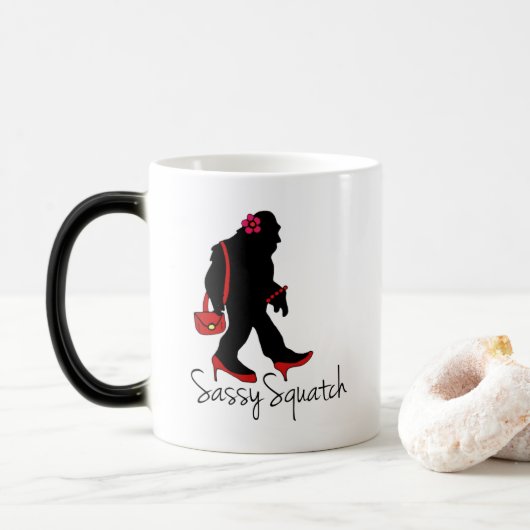 Sassy Squatch, Bigfoot Sasquatch Morphing Mok (Met donut)