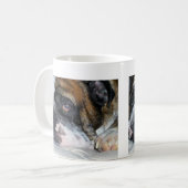 Sassydog slaperig Engels Bulldog mok (Voorkant links)