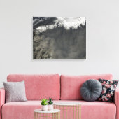 Satelliet uitzicht van een aspluim 4 canvas afdruk (Insitu (Woonkamer))