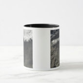 Satelliet uitzicht van een aspluim 4 mok (Midden)