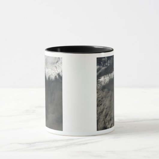 Satelliet uitzicht van een aspluim 4 mok (Midden)