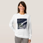 Satelliet uitzicht van een dikke, stoomrijke pluim t-shirt (Voorkant volledig)