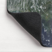 Satelliet-uitzicht van een olieramp muismat (Hoek)