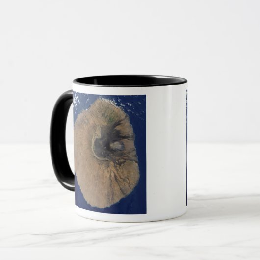 Satelliet-uitzicht van Mount Fogo Mok (Voorkant links)