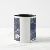 Satelliet-uitzicht van vulkanische mist mok (Midden)