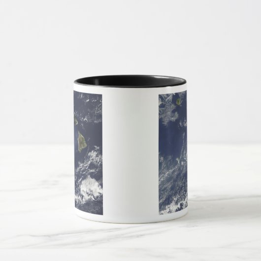 Satelliet-uitzicht van vulkanische mist mok (Midden)