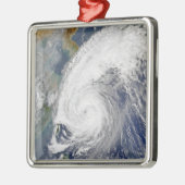 Satellietafbeelding van een tyfoon metalen ornament (Links)