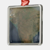 Satellietuitzicht van Centraal-India Metalen Ornament (Links)