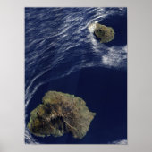 Satellietuitzicht van de Prince Edward Islands Poster (Voorkant)
