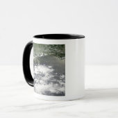 Satellietuitzicht van olieverlies 2 mok (Voorkant links)