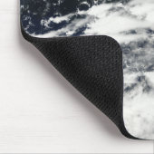 Satellietuitzicht van olieverlies 2 muismat (Hoek)