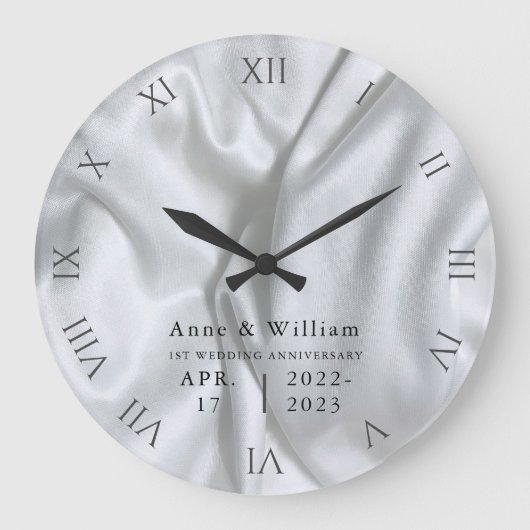 Satin Silver Elegant Wedding Jubileum Keepslag Grote Klok (Voorkant)