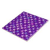Satin sterren, lavender op paars tegeltje (Zijkant)