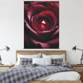 Satinheart Rouge – Gemstone Rose Canvas Afdruk (Insitu (Slaapkamer))
