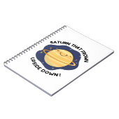 Saturn Die Fronet Omgekeerd Grappige Planeet Woord Notitieboek (Linkerzijde)